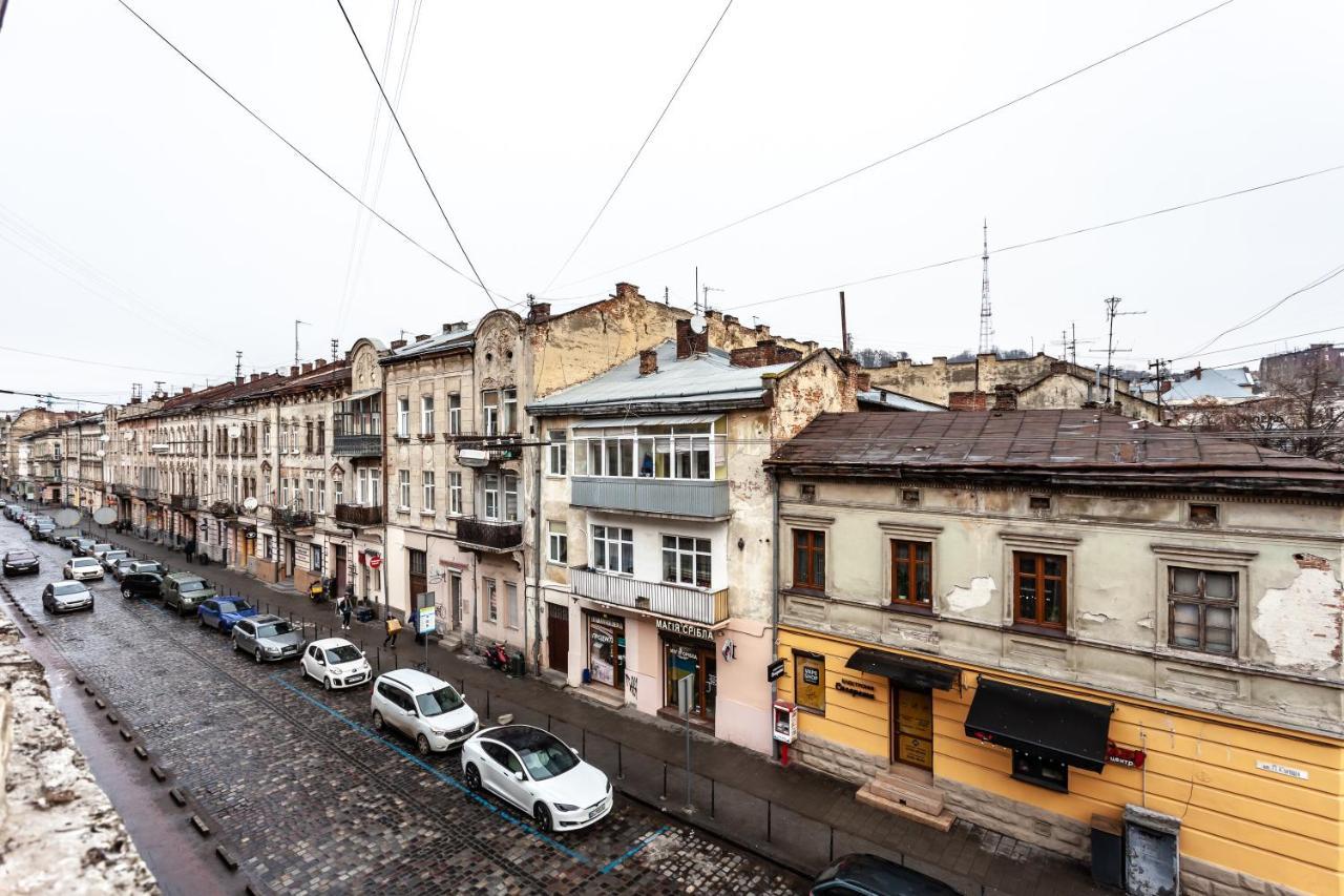 Апартаменти В Центрі Львова Lviv Exterior photo